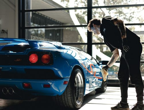 Detailing the car from the poster – Lamborghini Diablo SV